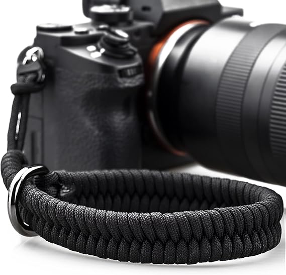 Different Types of Camera Straps