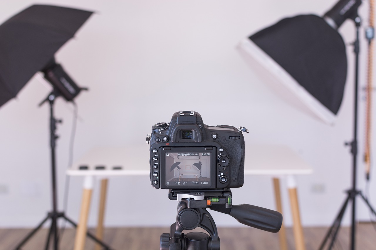 Understanding the Inverse Square Law in Photography Lighting