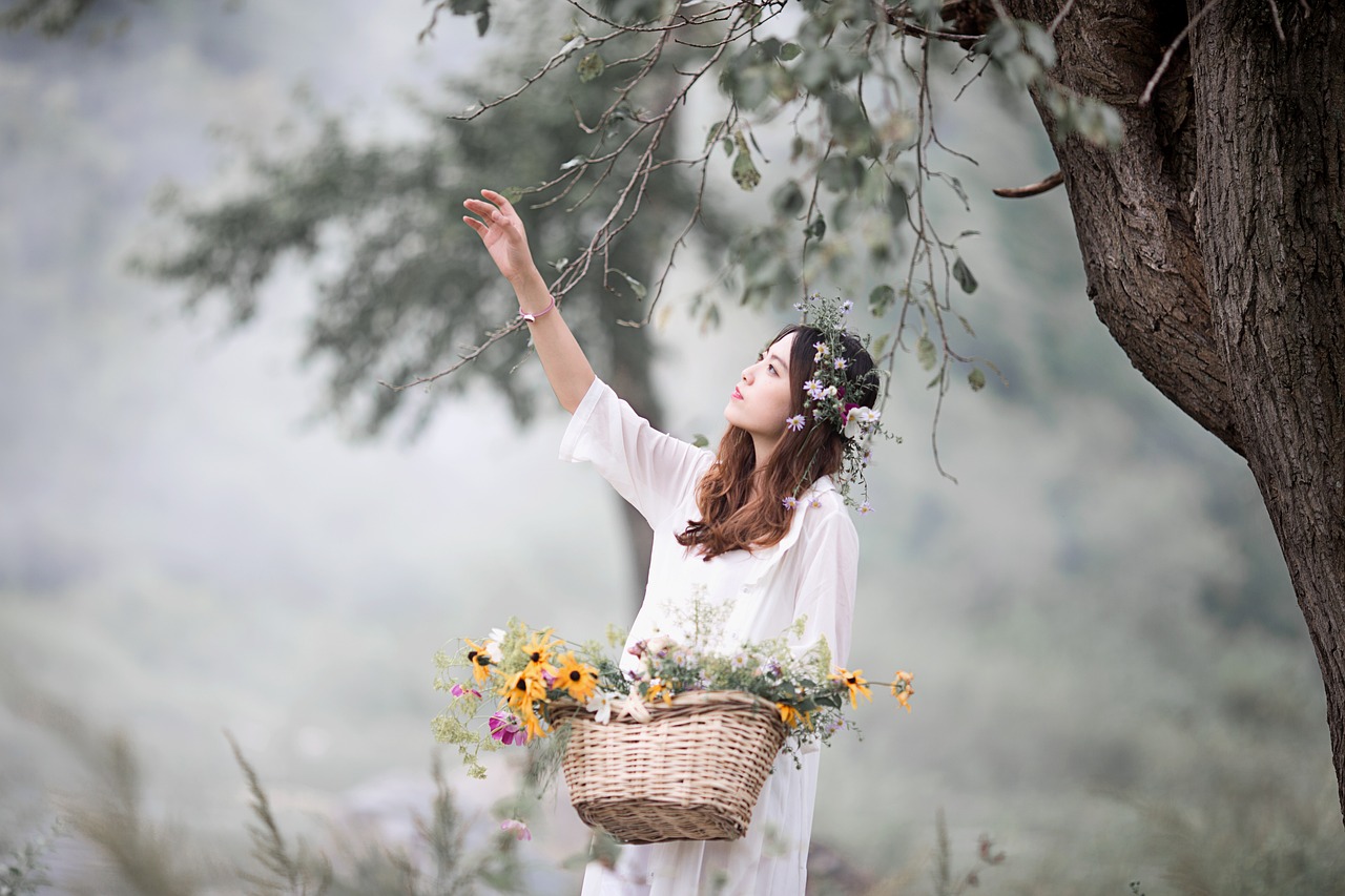Dreamy Photoshoot Themes in Gardens
