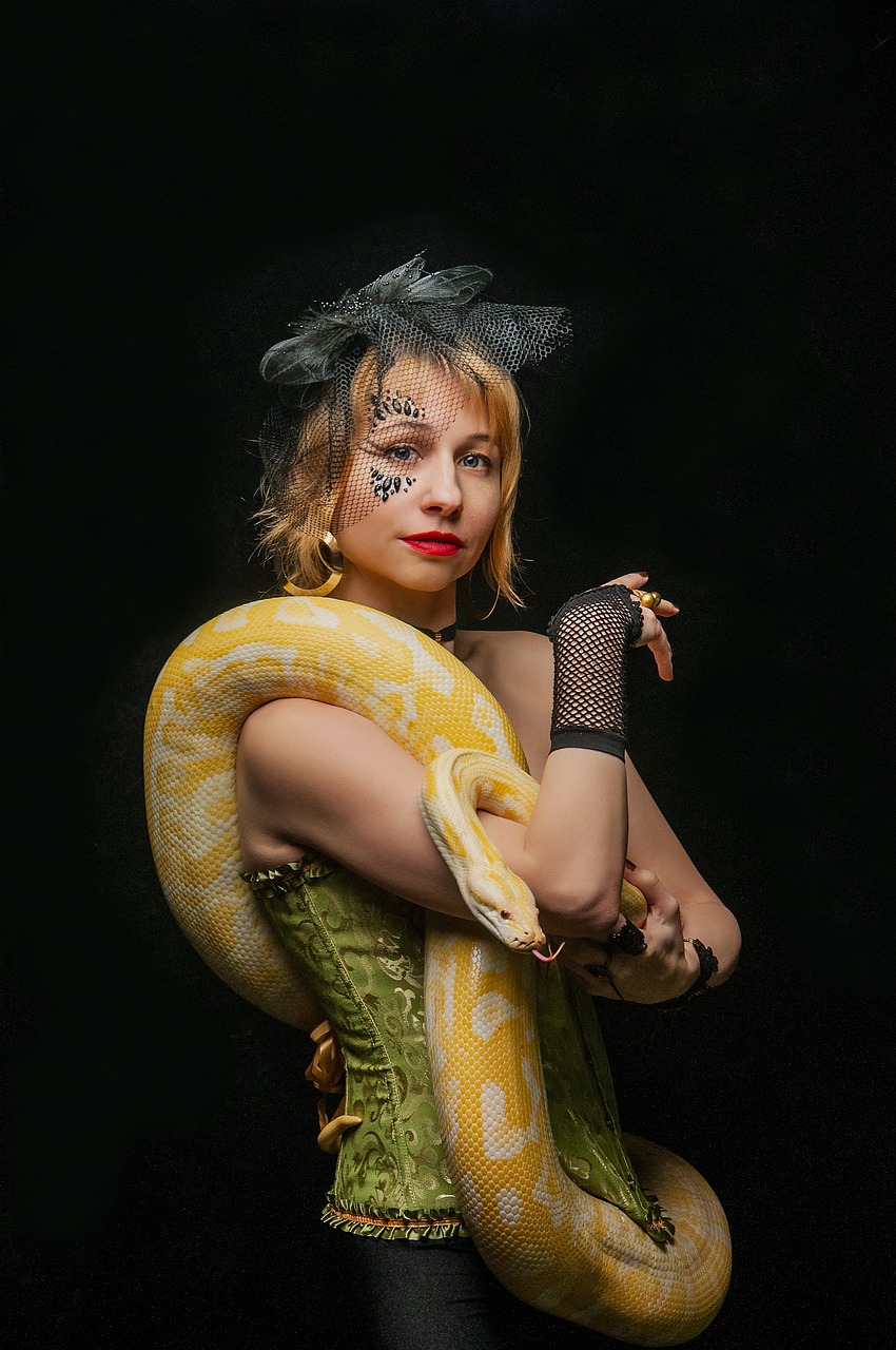 Taking portraits with snakes